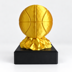 Trofeo De Básquetbol Impreso En 3D Con Base — vista dorado frontal; fotografía original